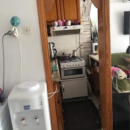 Апартаменты Cosy Nice And Convenient Family Sea View Yenihisar